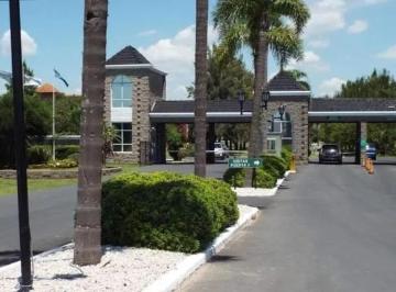 Terreno · 1300m² · Hermoso Lote de 1300 m² en Club de Campo El Lauquen!