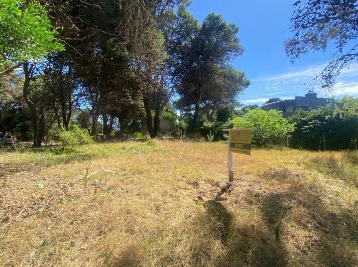 Terreno · 608m²