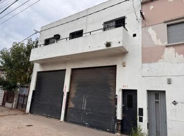 Local comercial · 630m² · 4 Ambientes · 4 Cocheras · Local en La Plata
