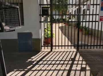Departamento de 3 ambientes, Morón · Departamento a Estrenar en Primer Piso por Escalera