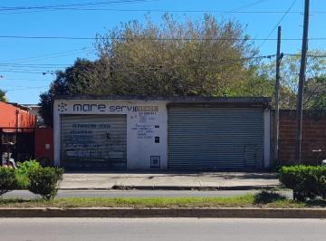 Local comercial · 111m² · Local Comercial en Av 72 E/ 134 y 135 La Plata con 300 m²