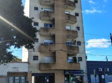 Departamento de 2 ambientes, La Plata · Departamento en Alquiler en Av 31 1494, La Plata.