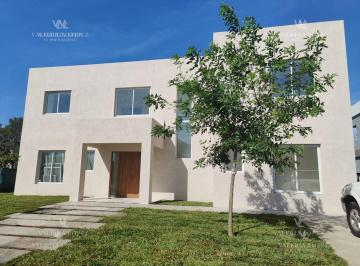 Casa · 279m² · 5 Ambientes · 2 Cocheras · Casa en Venta en Altos de Campo Grande, Pilar, G. B. a. Zona Norte