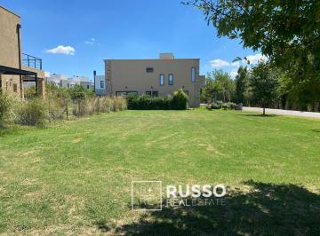 Terreno · 498m² · Venta Lote en Esquina - Lagoon Pilar