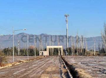 Casa · 190m² · 5 Ambientes · 2 Cocheras · Venta Casa a Estrenar Barrio Privado Olivares de Vieytes. Financiación!