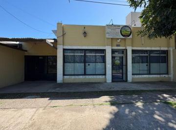 Local comercial · 518m² · 5 Ambientes · 2 Cocheras · Local - Roldan