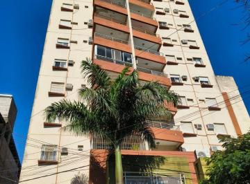 Departamento de 4 ambientes, Resistencia · 2 Dorm. + Cochera + Piscina