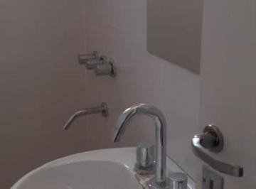 Departamento en Alquiler de 2 ambientes Alberdi · Alberdi 2 Dor 1 Baño