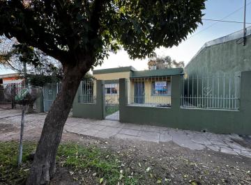 Casa · 70m² · 3 Ambientes · 1 Cochera · Casa en Venta - El Pericon Al 600 - Merlo