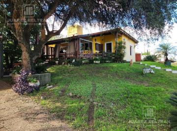 Casa · 300m² · 7 Ambientes · 2 Cocheras · Venta Casa 4 Dorm. Sobre Av Tissera - Talar de Mendiolaza