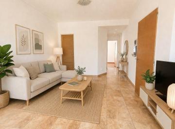 Departamento de 3 ambientes, Morón · Departamento con 56 m² y 2 Dorm. en Venta en Castelar