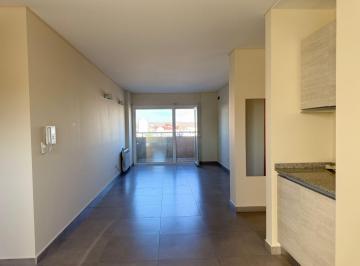 Departamento · 77m² · 3 Ambientes · 1 Cochera · Departamento en Área Centro Este