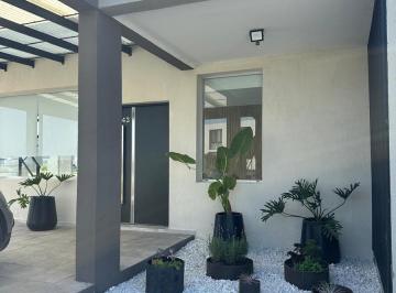 Casa · 850m² · 6 Ambientes · Casa en Alquiler en Canning | Terralagos