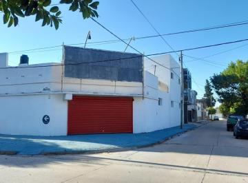 Local comercial · 431m² · 4 Ambientes · Local en Los Hornos