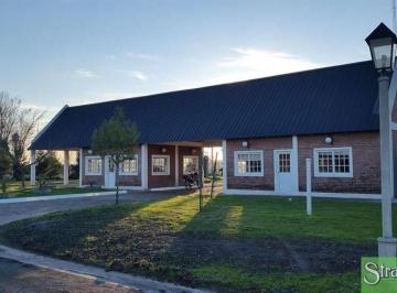 Terreno , Esteban Echeverría · Terreno / Lote en Venta de 780 m² Ubicado en Belleville