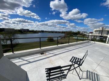Casa · 193m² · 4 Ambientes · 5 Cocheras · Casa Al Lago en San Sebastian, Area 5 / 3 Dorm./ 193 m² Construidos.