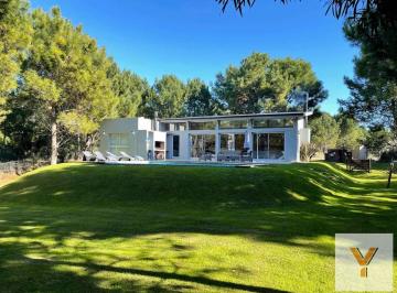 Casa · 200m² · 4 Ambientes · 2 Cocheras · Casa en Venta - 3 Dorm. 3 Baños - 1600 m² - Residencial I, Costa Esmeralda, Pinamar