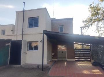 Casa de 5 ambientes, Córdoba · Impecable Duplex 3 Dorm. Zona Valle Escondido