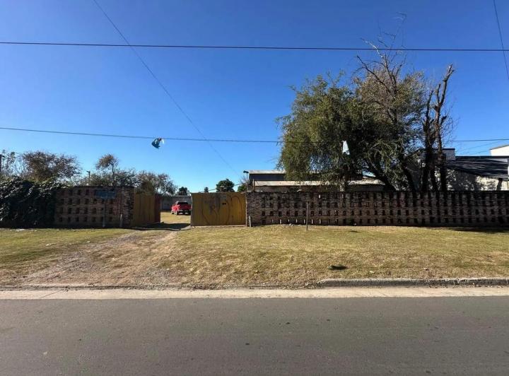 Terreno · 821m² · 1 Ambiente