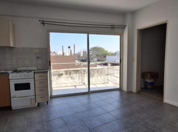Departamento · 43m² · 2 Ambientes · Venta Departamento de 2 Ambientes Muy Luminoso en Boedo con Balcon Apto Credito Bancario
