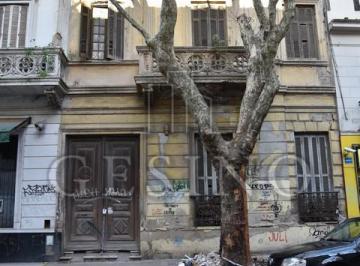 Casa · 350m² · Casa - La Plata