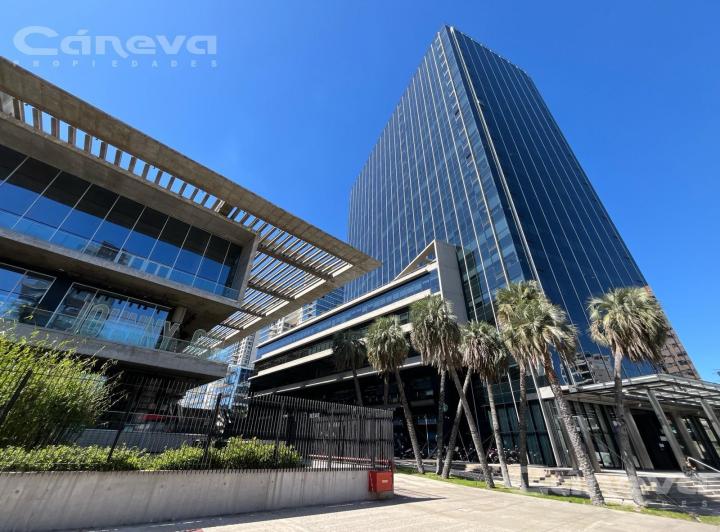 Oficina comercial · 915m² · 10 Cocheras