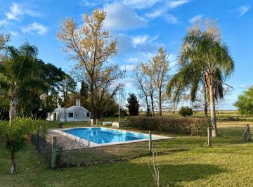 Casa · 160m² · 5 Ambientes · Casa en Roldán
