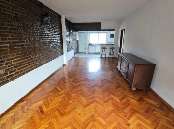 Departamento de 2 ambientes, Morón · En Alquiler - PH 2 Ambientes Grandes, en Planta Alta con Entrada Independiente