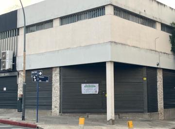 Local comercial de 2 ambientes, Córdoba · Local Esquina - Sobre Alvear - Sin Expensas