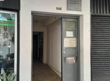 Departamento de 3 ambientes, La Plata · Departamento en Venta Calle 13 48 y 49, 2do Piso, Ideal Oficina.
