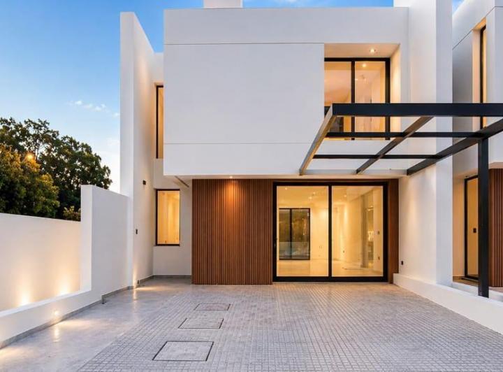 Casa · 173m² · 5 Ambientes · 2 Cocheras