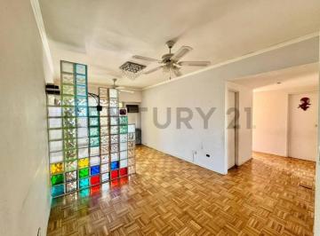 Departamento · 68m² · 3 Ambientes · 1 Cochera · Venta Departamento 3 Ambientes con Cochera en Villa Urquiza