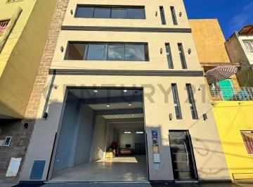 Casa · 416m² · Vivienda Multifamiliar + Deposito | a Estrenar | Financia 50%
