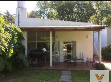 Casa · 110m² · 3 Ambientes · 1 Cochera · Casa en Venta - 2 Dorm. 1 Baño - 600 m² Totales - Punta Indio