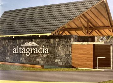 Terreno · 1066m² · Lote Central de + 1066 m² en Country Golf de Alta Gracia - Etapa 1