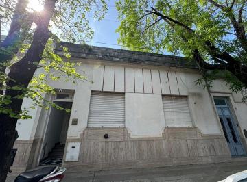 Casa · 150m² · 4 Ambientes · Casa Calle 23 Entre 30 y 32 con 3 Dorm.
