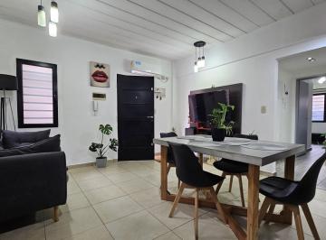 PH · 52m² · 3 Ambientes · U$s 74.900. - - Departamento 3 Amb. C/espacio Guardacoches y Parrilla en Venta. - J. V. Gonzalez a