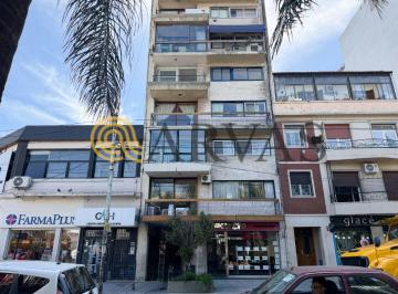 Departamento de 3 ambientes, Villa del Parque · Villa del Parque - Semipiso - 3 Amb - 2 Dorm - 2 Baños - Apto Crédito