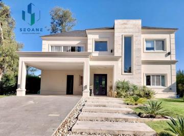 Casa · 341m² · 7 Ambientes · 2 Cocheras · Exclusiva Casa en Venta en Canning! Saint Thomas Oeste, Esteban Echeverría, G. B. a. Zona Sur