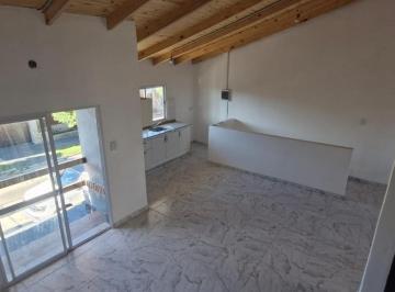 PH · 120m² · 4 Ambientes · PH 4 Amb. con Renta · Patio y Parrilla · San Justo