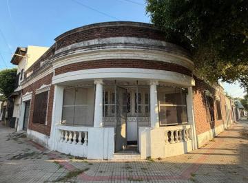 Casa · 150m² · 3 Ambientes · 1 Cochera · Casa 3 Ambientes con Cochera Apto Credito - Posible Financiacion