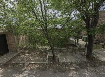 Casa · 143m² · 1 Ambiente · Se Vende Casa a Ref + 485 m² de Terreno La Chacarita