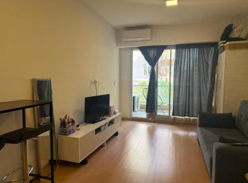 Departamento de 1 ambiente, Balvanera · Hermoso Monoambiente con Amplio Balcón, Sum y Laundry