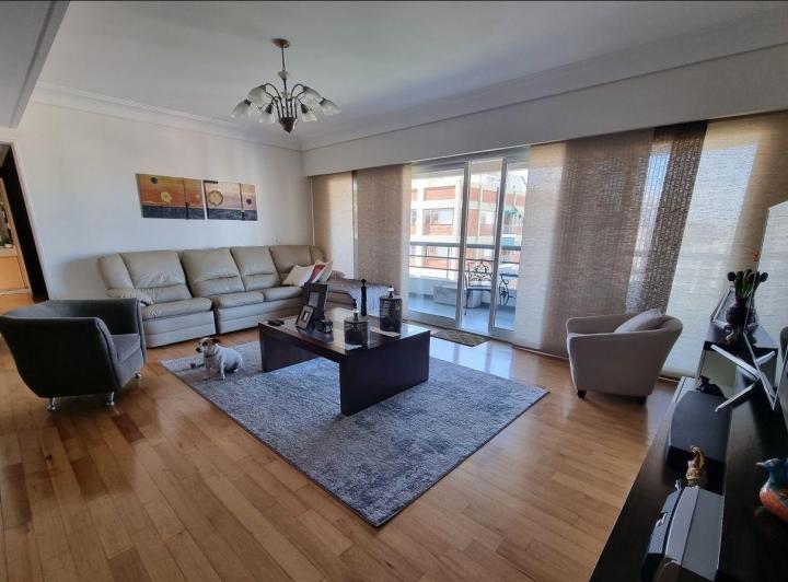 Departamento en venta en Caseros · 5 ambientes
