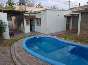 Casa de 9 ambientes, Villa Nueva · Excelente Casa en Alquiler en Villanueva