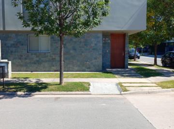 PH en Venta de 9 ambientes Claros Village · Dueño Vende Duplex Claros Village