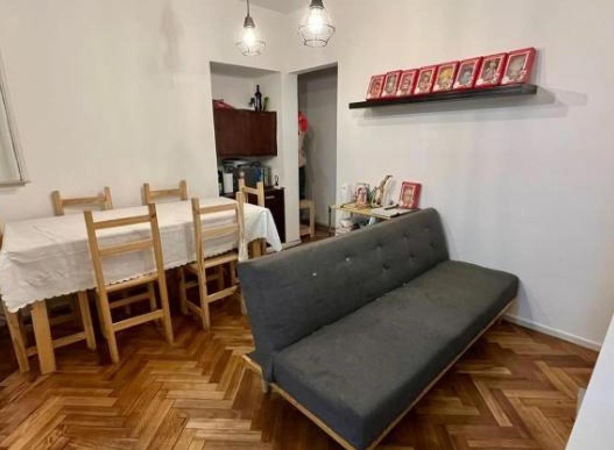 Sánchez de Bustamante 2174 e/ French y Juncal