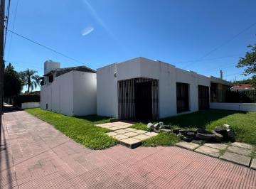Casa · 125m² · 6 Ambientes · 1 Cochera · Casa - Alto Verde