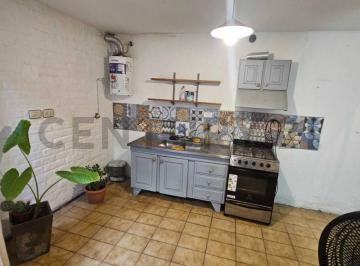 Casa · 47m² · 3 Ambientes · Venta Duplex en Calle Rioja Mendoza Capital