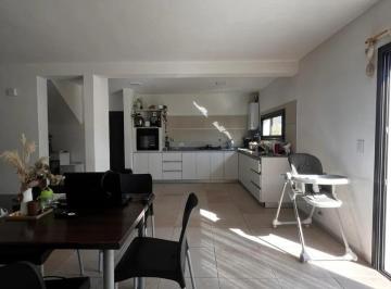Casa de 9 ambientes, Córdoba · Nuevo Urca Casa Duplex Nueva 377 Mtros